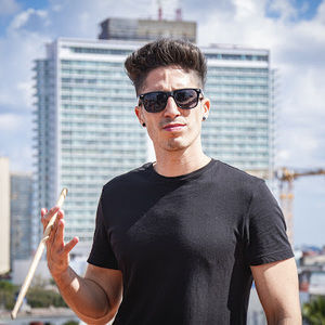 Meet your Posher, Boris